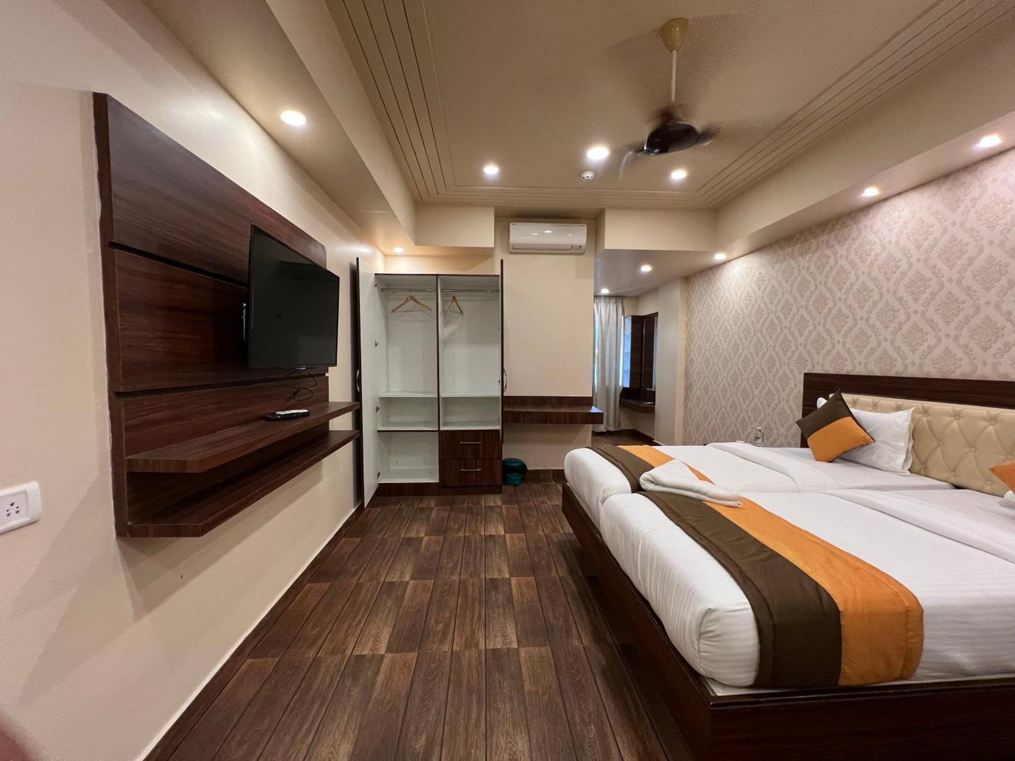 Grand Falcon Electronic City Kammasandra 外观 照片