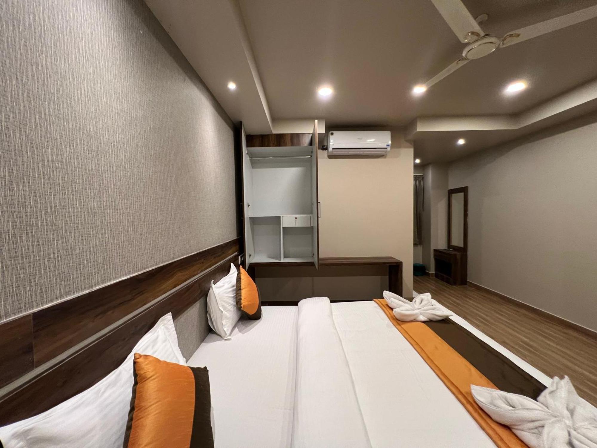 Grand Falcon Electronic City Kammasandra 外观 照片